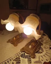Zabytkowa  lampka mosiężna antyk — ujęcie 3