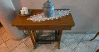 Stolik Z Maszyny Do Szycia Drewno 100% — ujęcie 4