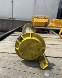 Lampa przemysłowa loft używane żeliwne i aluminiowe — ujęcie 5