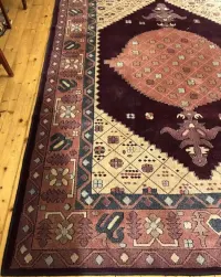 Piękny w 100% wełniany dywan do salonu (270 x 195cm) — ujęcie 2