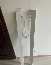 Wisząca lampa liniowa LED SAMSUNG — ujęcie 3