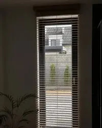 Żaluzje drewniane 50 mm, pomiar GRATIS, wycena i montaż — ujęcie 2