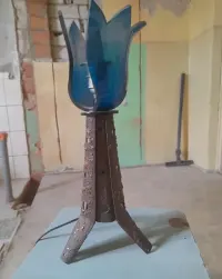 Lampa nocna metal plastik — ujęcie 3