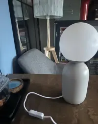 Lampa stołowa nowoczesna — ujęcie 4