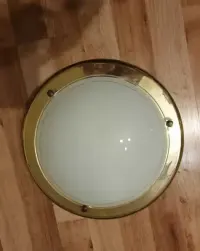 Plater / lampa na sufit — ujęcie 2