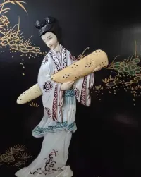 Ekskluzywna komoda chińska Chinoiserie - czarna laka i bogata inkrustacja masą perłową. Antyk. — ujęcie 2