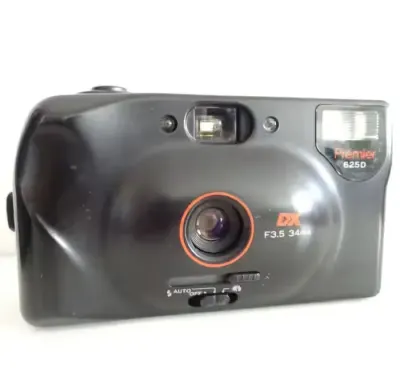 Aparat fotograficzny analogowy Premier model 625D — praca Łukasz, Łódź