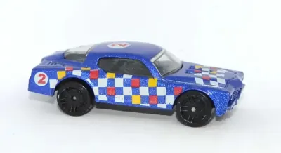 Chevrolet Camaro 1:64 model metalowy resorak vintage retro — praca RIIDII, Wrocław