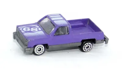 Dodge Dakota 68 Purple 1:64 model metalowy resorak vintage retro — praca RIIDII, Wrocław