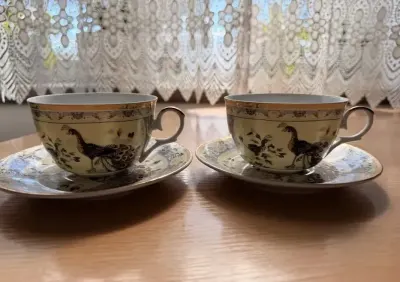 Japońskie Filiżanki Yamasen - Pawie - 24K Gold - Gejsza na dnie! — praca Klaudia, Biała Rawska