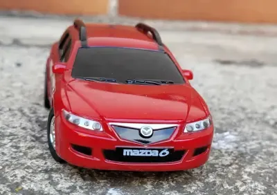 Kolekcja modeli Mazda 6 Sport Kombi 1:34 mega unikat — praca Stanisław, Legnica