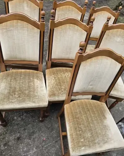 Krzesła Prl 7 sztuk — praca jar, Leszno
