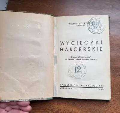 Książka Harcerska " Wycieczki Harcerski" 1936 W. Szyryński — praca Michał StarocieMania, Wleń
