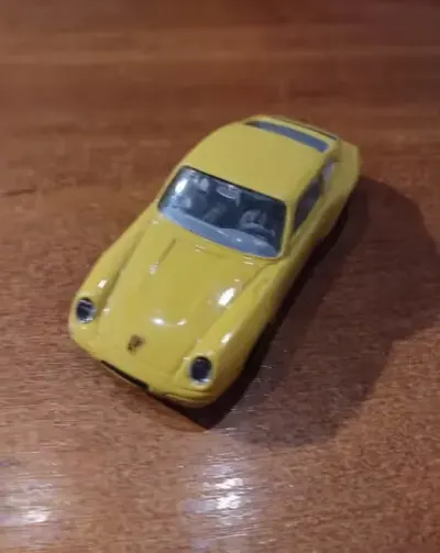 Model Porsche 911 1/43 Bburago — praca Łukasz, Rawa Mazowiecka