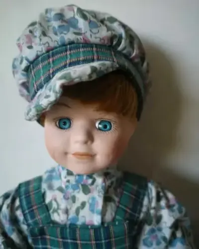 porcelanowa lalka chłopiec Vintage — praca Ola, Toruń