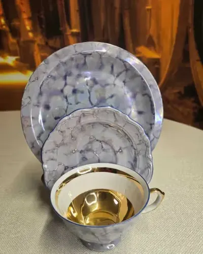 Porcelanowy zestaw śniadaniowy Trio firmy Wawel, Wałbrzych — praca Marta, Chojnów