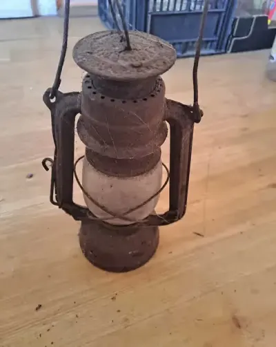 Stara lampa naftowa prl — praca Andrzej, Rusiec