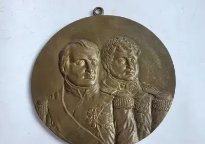 Stara plakieta Napoleon Bonaparte i Książę Józef Poniatowski (sygnowana) 16 cm — praca Kamil, Łódź