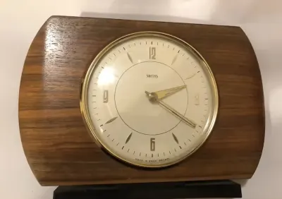 Stary Vintagny zegar  Smiths Recycled Mantel Watch 1960 — praca Sasha, Podkowa Leśna
