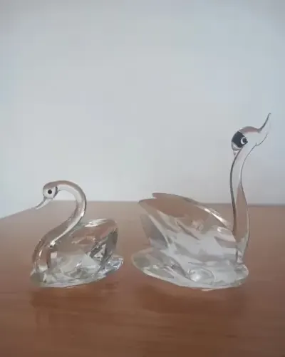 Szklane, kryształowe figurki. Łabędzie. Styl Swarovski. — praca Arek, Koszalin