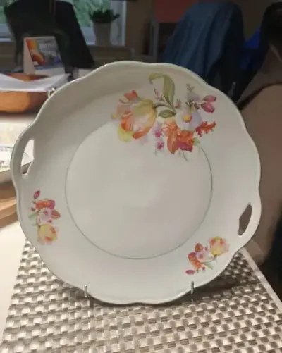 Talerz porcelanowy PRL — praca Grażyna, Łódź