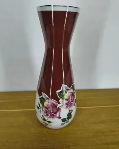 Wazon porcelanowy Lippelsdorf GDR – 29 cm — praca artemkirienko4, Krzyżanowice