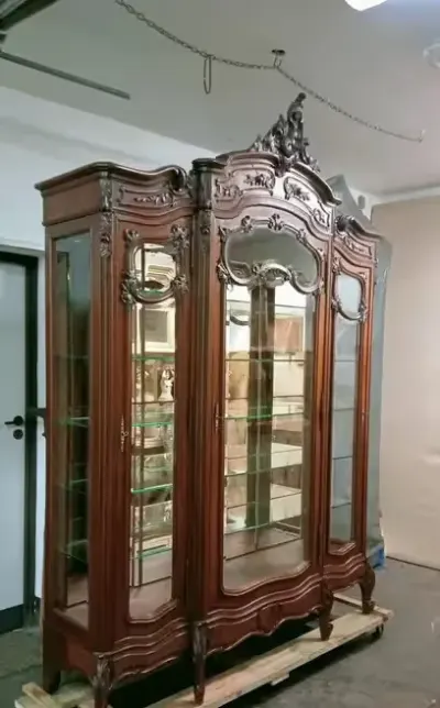Witryna unikatowa  Ludwik XV — praca Wiesław, Tomaszów Mazowiecki