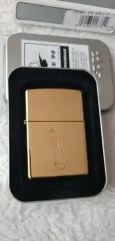 Zapalniczka Zippo Brass FIFA TM 1974. Nowa 1997r — praca Rafał, Zawiercie