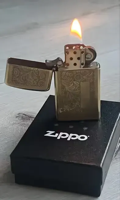 Zapalniczka Zippo / jak nowa / 100% oryginal / USA — praca Sprzedawca, Środa Śląska