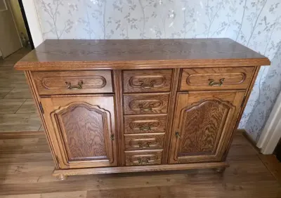 Komoda wysokiej jakości drewno — praca Maciej, Lębork