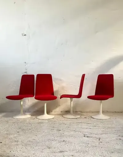Krzesła obrotowe space age lata 70 vintage design — praca Retronauci.pl, Poznań