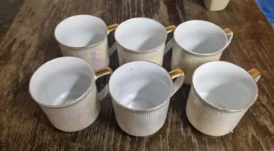 Kubki porcelana chodziez — praca Marek, Gowarzewo