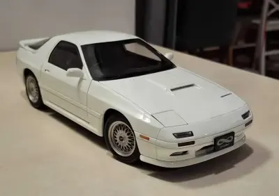 1990 Mazda RX-7 (FD3RS) Savanna Infini white Whelart 1/18 [nowy] — praca Tomasz, Warszawa