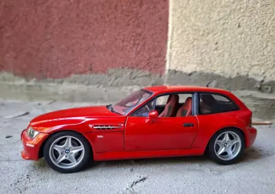 BMW Z3 Coupe Z3M E36 Z36 1:18 UT MODELS model samochodu — praca Mikołaj, Kraków