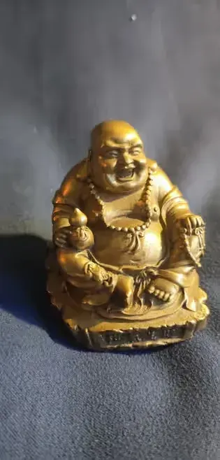 Budda szczęśliwy pieniężny posążek rzezba brąz — praca Małgorzata, Wrocław