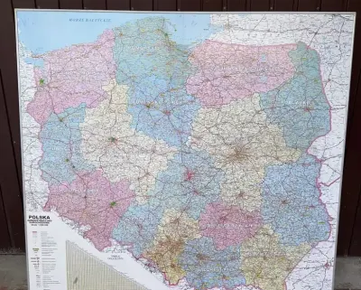 Duże mapy ścienne Polski 1:500 000 – administracyjno-samochodowe – 2 sztuki 140x130 — praca Łukasz, Poznań