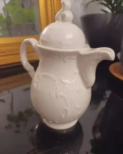 Dzbanek porcelanowy Bauscher Weiden Bawaria | Reliefy | Lata 30/40 — praca Ala, Warszawa