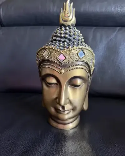 Figórka Budda zlota — praca Paweł, Warszawa