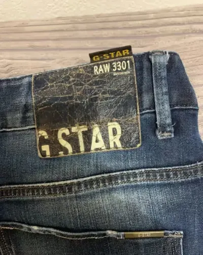 G-Star RAW vintage, stan idealny 27/32, doskonałe szwy — praca monika, Warszawa