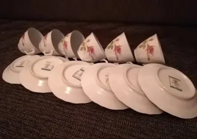 Komplet nowych 6 szt filiżanek + talerzyki - porcelana WAŁBRZYCH — praca Aneta, Warszawa