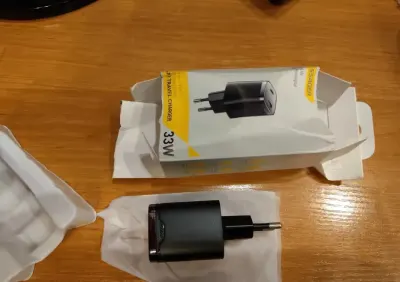 ladowarka 33W fast charger GAN Essager z wyswietlaczem — praca Andrzej, Kraków