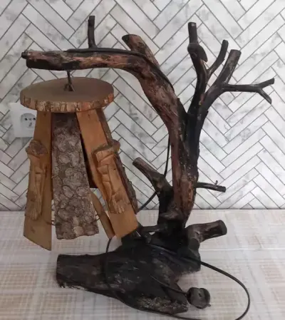 lampa drewniana z korzenia rękodzieło — praca Alicja, Warszawa