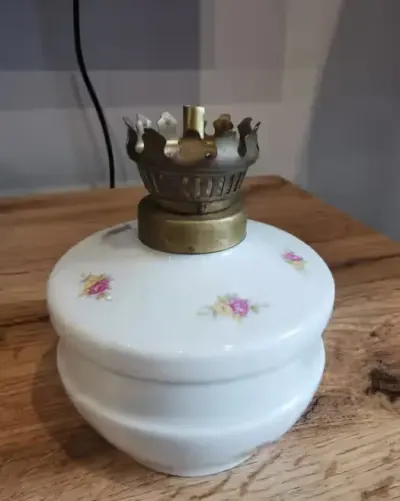 Lampa naftowa Chodzież PRL — praca Sławek, Kraków