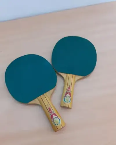 Paletki do tenisa stołowego z czasów PRL — praca Piotr, Wrocław