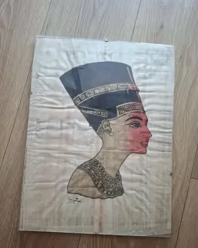 Papirusie w antyramie — praca Patii, Gdańsk