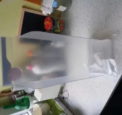 Półka plastikowa kolekcja — praca Leszek, Szczecin