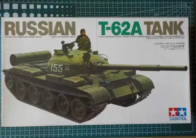 rosyjski czołg t- 62a "tamiya" 1/35 na dioramę z wojny ukraińskiej — praca groove65, Łódź