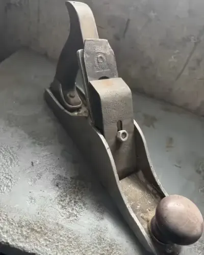 Tytuł: Strug metalowy Spear & Jackson Sheffield | Hebel Vintage Klasyk — praca Monika, Gdańsk