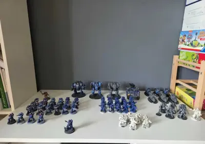 Warhammer Ultramarines + Akcesoria do malowania — praca Michał, Szczecin