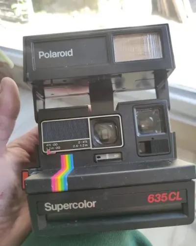 Aparat fotograficzny polaroid supercolor 635CL — praca Natalia Z., Pyskowice
